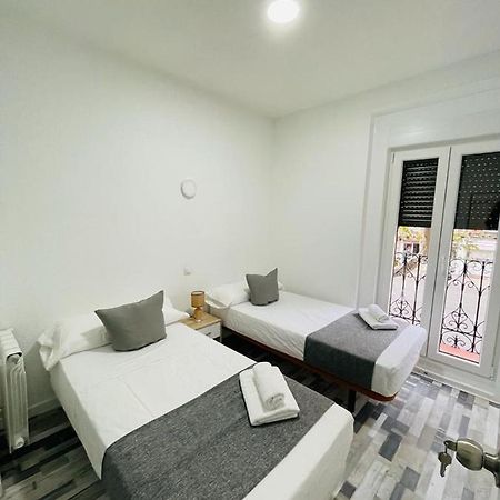 Hostal Noche Y Dia Madrid Exterior foto