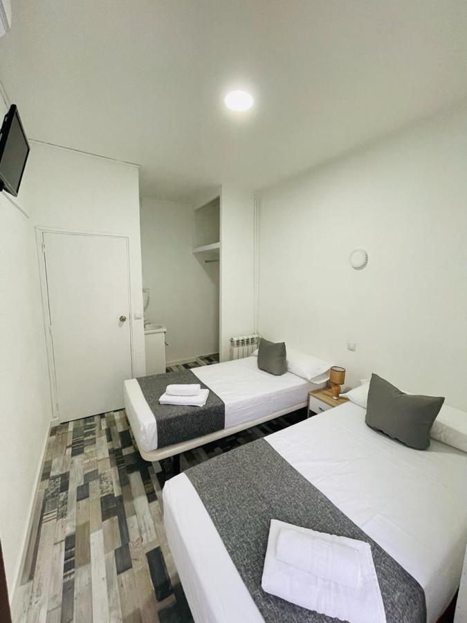 Hostal Noche Y Dia Madrid Exterior foto