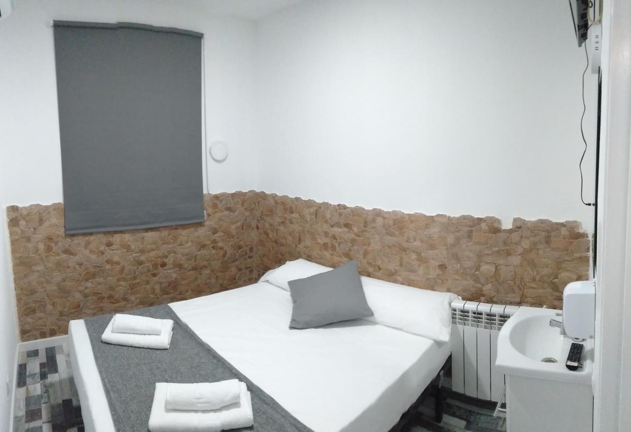 Hostal Noche Y Dia Madrid Exterior foto