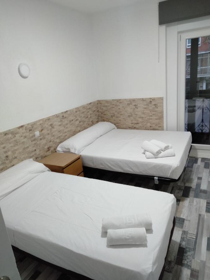 Hostal Noche Y Dia Madrid Exterior foto